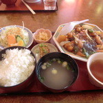 中華料理薔薇飯店 - 酢豚定食