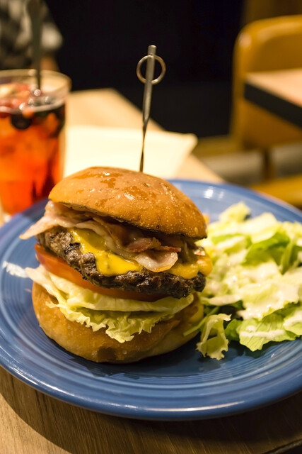 ハンバーガーショップ 閉店】ザ パンヘッズ ヘヴン サルーン （THE PANHEAD'S HEAVEN