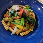 AMALFI  CAFFE - 国産豚肉と秋野菜のビアンカ　ショートパスタ