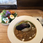 カフェ ド パルファン - チキンカレー1,100円