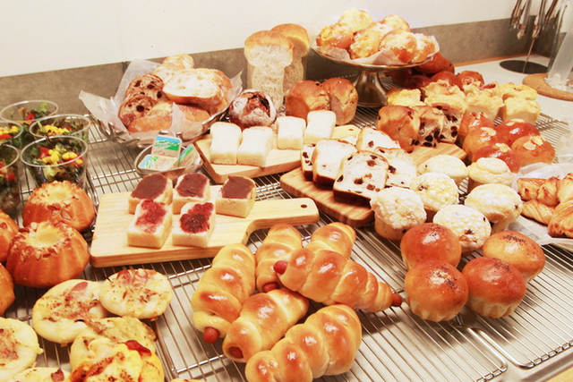 ミー ベーカリー Miee Bakery なんば 大阪メトロ パン 食べログ ミー ベーカリー Miee Bakery なんば 大阪メトロ パン 食べログ