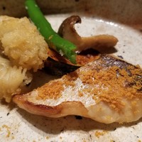 イムリ - 甘鯛からすみ焼きと鱧唐揚げの燻製仕立て