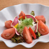 鎌倉かつ亭 あら珠 総本店 - 料理写真:冷やしトマトとオニオンのサラダ