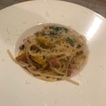 裕の輪 - 槍烏賊とコンテチーズとシラスのパスタ