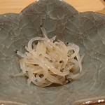 すし幸徳 - 白魚♪さっぱり美味しいし、ぜんぜん艶かしく無いのはなぜだろう