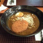 福島上等カレー - カレーうどん　温玉＆コロッケをトッピング　　カレーうどん絶品でした