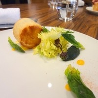 La Cime - アミューズ　　イカとタマネギ、トマトのティエル