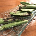 ぼちぼちいこか - スナップえんどう焼 580yen