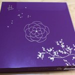 ピエール・エルメ・パリ - オリエンタルテイストのお箱がおしゃれ！