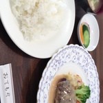 レストラン シン - ハンバーグ日本風(ご飯大盛)