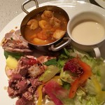 オチェーアノ - 小鍋に入ってるブイヤベースが！最高に美味しい