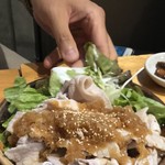 酒場食堂 もんぱち 坂ノ上 - 冷しゃぶ（豚バラ）おろしポン酢