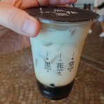 黒花堂 梅田茶屋町店