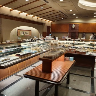 湖月堂 喫茶去_2