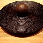 奈良屋町 青 - かりん糖まんじゅうみたいな物の中に、フォアグラ、豚足、サマートリュフ