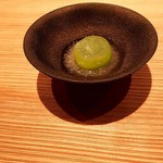 奈良屋町 青 - 口直しのシャインマスカットのガリ