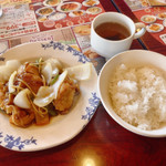 バーミヤン - 日替わりランチ 599円
      3番 鶏肉と野菜の甘酢炒め