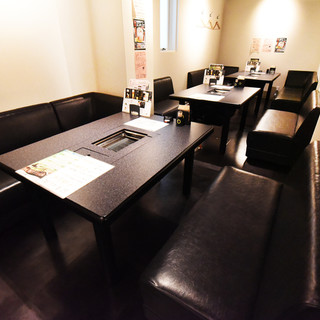 We also have sofa seating available for groups of 12 to 14 guests.