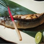 Jun Shu Kou Gin - 秋刀魚の松茸挟み焼き。
      贅を尽くした秋の逸品。