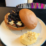 ICON - アマゾンズバーガー¥1950