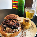 ICON - アマゾンズバーガー¥1950