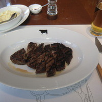 37 Steakhouse & Bar - ３５日間熟成リブロースステーキ骨なし３５０グラム