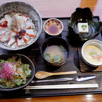 銀座 蟹みつ - タラバ蟹漬け丼御膳