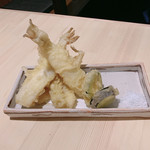 酒肴結 さかぐち - キスとナスの天ぷら (6月訪問の時)