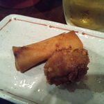 豚そば　成 - 若鶏の唐揚げと春巻き