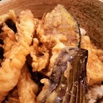 ひさご - 天丼、アップ。具沢山です。