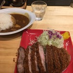 とんかつ檍のカレー屋 いっぺこっぺ - 