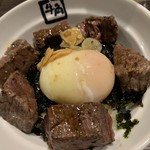 牛角 - すき焼き風最強カルビ専用ごはんセット完成