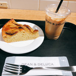 ディーン＆デルーカ 表参道カフェ店