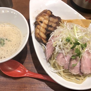 麺作 赤シャモジ_0