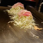 Hiroshima Ryuu Okonomiyaki Teppan Ryouri Gansu - 