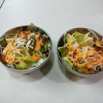 レストラン　ガンジー - セットのサラダ　酸味のあるドレッシング