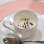 北島亭 - 2019.9 ジャガイモのヴィシソワーズ トリュフ風味