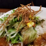 ビーダブリュー カフェ - 爽やかな酸味と旨味！トマトカレーランチ
