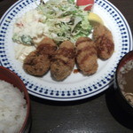 かき忠 - カキフライ定食