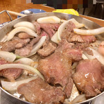Otafuku - 牛カルビ、タン塩