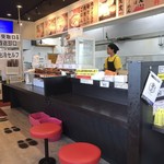 製麺屋慶史 麺ショップ 西月隈 - 店内をパシャ
平日の１２時前