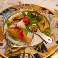 オーベルジュはまだ - 前菜盛り。鴨ロースト・生ハムメロン・チーズ豆腐・茄子のマリネなど、
                    どれも美味しく(*´∀｀)