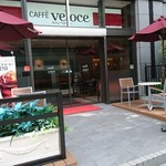 カフェ・ベローチェ - まだ新しいお店構え