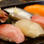 グルメ回転寿司 三代目江戸前あっちゃん - 