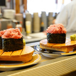 グルメ回転寿司 三代目江戸前あっちゃん - 