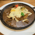 キッチン  シュシュ - 牛タン焼きカレー 900円