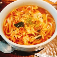 喜福世 - ★★★★特製カルビうどん 750円 うどんにコシは無いし、カルビも数欠片だけだが、スープが旨くて飲み干してしまった！