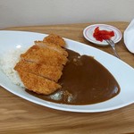 金のスプーン - ロースとんカツカレー（￥７３０-・税込み）