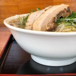 ラーメン405 - 正面左