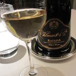 レフェルヴェソンス - フォグラには白ワインの原酒と言えるものが。